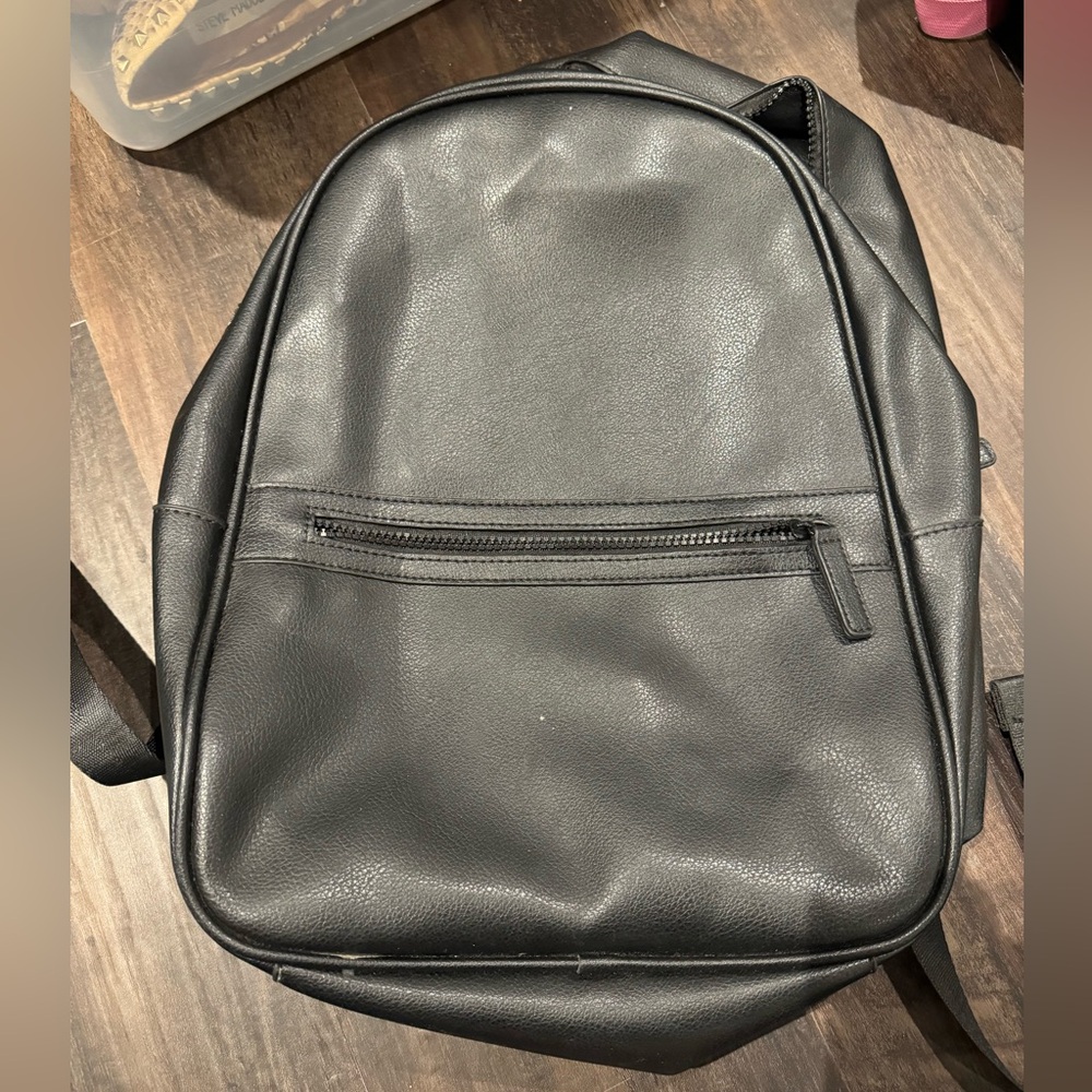 Zara man leather backpack